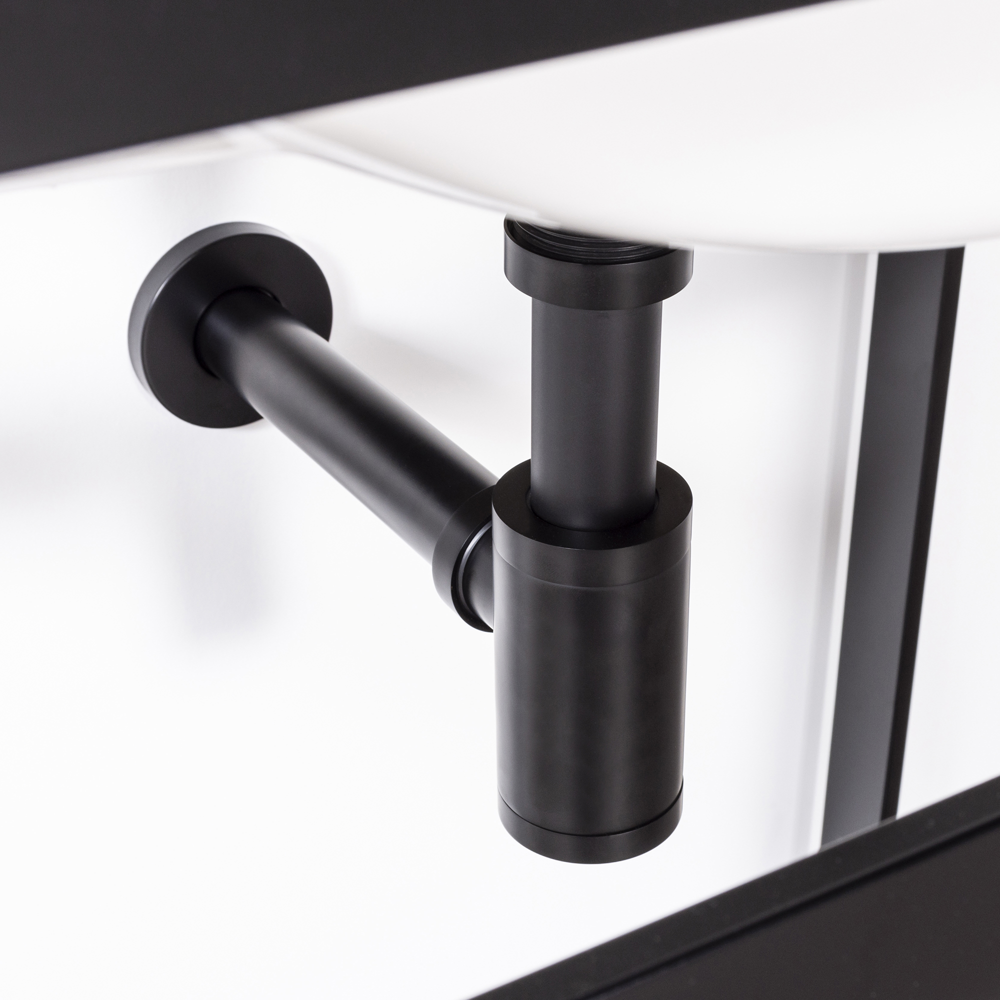 Kirk Matte Black P-trap